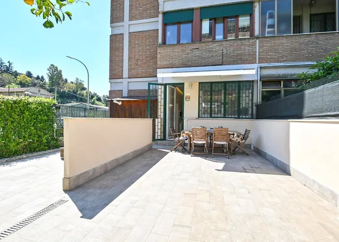 Garden House Vale